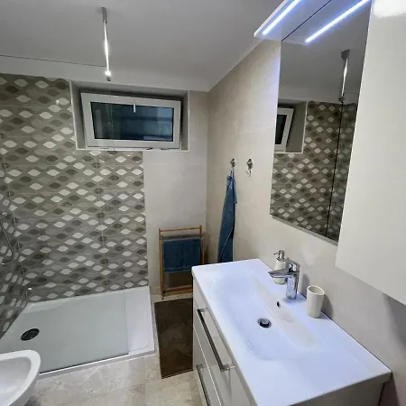 Hermes * لوفغان