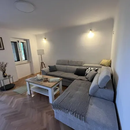 Apartment Hermes Lovran